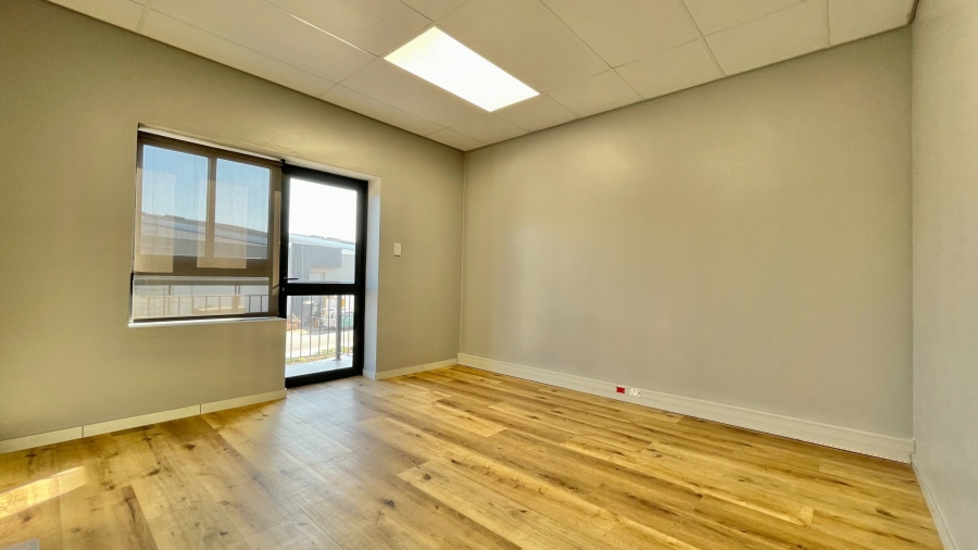 To Let commercial Property for Rent in Firgrove Western Cape